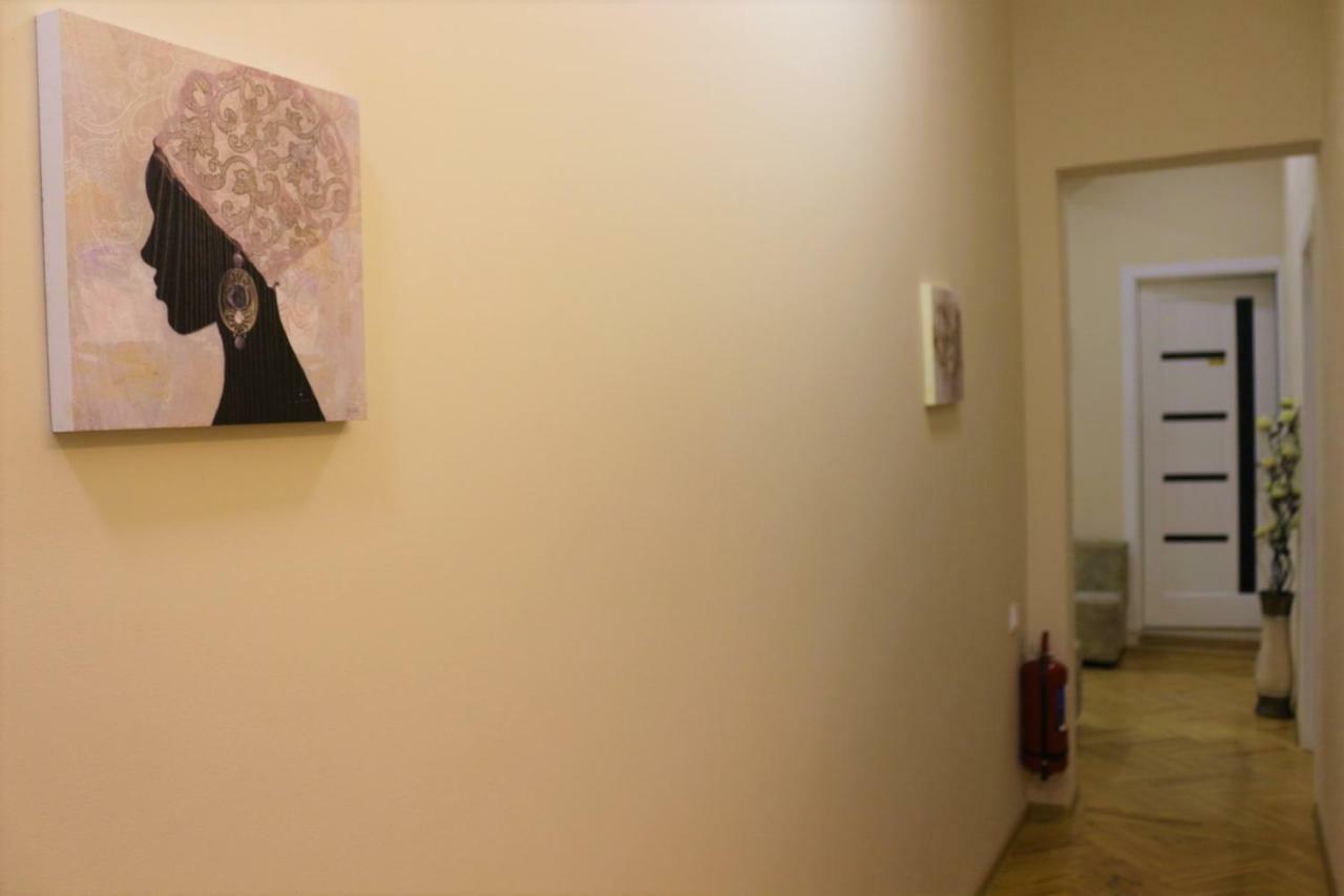 Euphoria Mariam Hostel Tbilisi Exterior photo